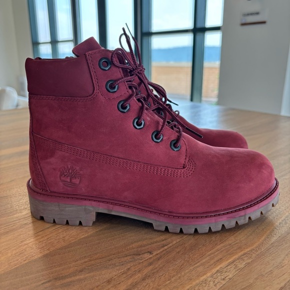 Timberland Waterproof Boots, Size 6 - Picture 11 of 11